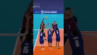 Georg Grozer vs 3 blocks  #epicvolleyball #volleyballworld #volleyball