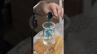 Коктейль Голубая лагуна#рецепты #коктейль #голубаялагуна #bluecuracao #orange