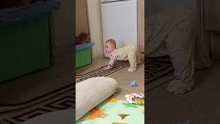 это нормально для 5.5 месяцев? #ребенок #cute #baby #дочка #маргошка #любовь #усатыйнянь