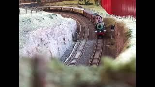 The Christmas Model Rail Train at Carlisle: The HORNBY is, No.6201 'Princess Elizabeth'. (V2)