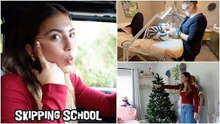 Skipping School / Decorating /Unboxing | VLOGMAS DAY 10