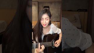 เมาทุกขวดเจ็บปวดทุกเพลง - กวาง จิรพรรณ | Acoustic Cover