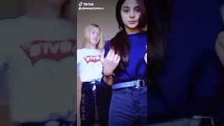 Духтари рус бо точик духтари, 