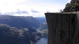 Preikestolen BASE jump - Aerial Extreme