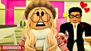 MY BILLIONAIRE BOSS SECRETLY HAS A CRUSH ON ME!! ROBLOX MOVIE (CoxoSparkle2)