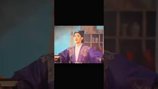 君君演绎的贾廷，表演的太细腻了，破碎感太强！看的我莫名的心疼  #陈丽君 #chenlijun #新龙门客栈