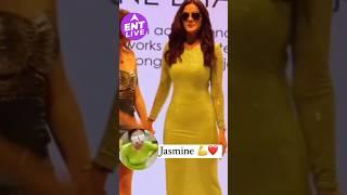 Jasmine Bhasin seen confidently walking at the event despite having eye injury ️