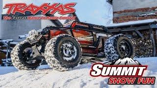 Traxxas Summit - Action in the Snow