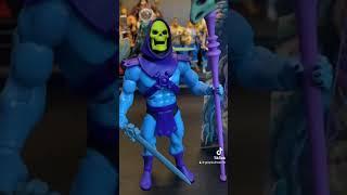 “Club Grayskull” vs “Origins: Cartoon Collection”. #grayskull #motucollector