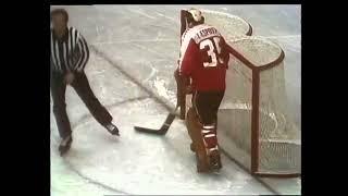 1977 - WC - Goalie Tony Esposito from Team Canada