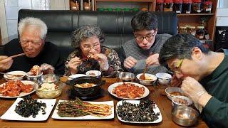 Seasoned crab mukbang, Kimchim, Kim Jaban, Sundubu Jjigae, Family mukbang