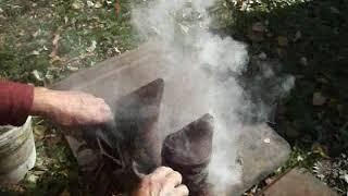 Пчеловодство. Тестирование топлива для дымаря.