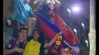 A Canaletes a pesar de la derrota (FCB 1-0 Inter) - Antena3 Noticias - 29/04/2010