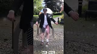 Old Man: Is Dancing In USA Pants Mr. Wig