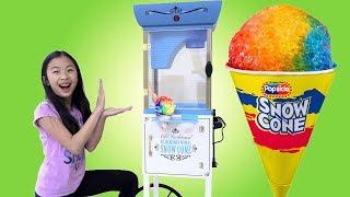 Pretend Play Food Truck Toy with GIANT SNOW CONE