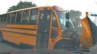 Investigation underway after school bus appears to T-bone SUV during collision in Ont.