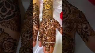 Muskan mehndi artist