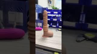 New thrusting dildo