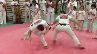 Momentos de Capoeira na Roda de Sexta Feira