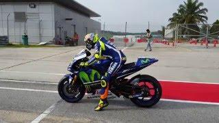 Valentino Rossi practice start, Sepang winter test 2016. Super SOUND!