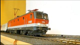 Neuzugang ÖBB 1144 021-3 (Roco 79555) mit CityShuttle (Kleinbahn)