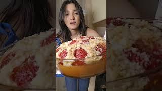 Клубничный пирог  который под силу даже самой профессиональной лентяйке 