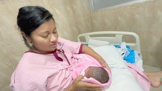 মা এই প্রথমবার তার মেয়েকে কোলে নিলো || new baby born