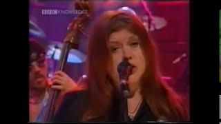 Kirsty MacColl  - Boxed Set Live Show (2000)