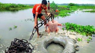 Undeliverable Underground Fishing Techinque, Monster Catfish Catch River Big HoleA Chicken Fishing