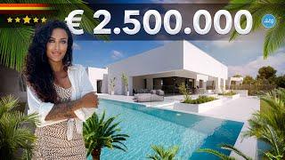 Villa in Las Colinas. Luxury Villa in Spain for Sale. Villas for sale in Spain with private pool.