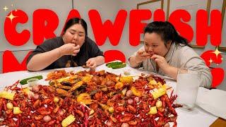 GIANT CRAWFISH SEAFOOD BOIL  MUKBANG 먹방 EATING SHOW! + Shrimp and Mussels  | MONDAY MUNCHIES