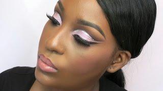 Glitter Cut Crease