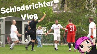 Schiedsrichter pfeift hitziges Herren Spiel! #07