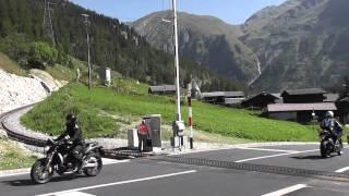 DFB 05 - Level crossing with retractable rack at Oberwald (2/2)