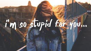 Tate McRae - stupid (Lyrics)