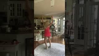 I'M HAVING A PARTY! PARTY FOR 2! with Rock'n Dancing Mom 70 #shorts #shaniatwain