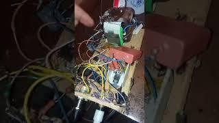 лабораторный БП по схеме из Чип и Дипа ну щтоо сказать оне руляят