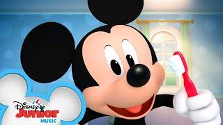 Brush to the Beat | Music Video | Learn to Brush Your Teeth | Mickey Mornings | Disney Junior