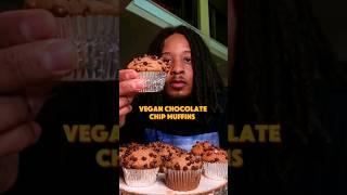 Vegan Chocolate Chip Muffins #youtubeshorts #muffins #baking #veganrecipes #easyrecipe #bakingtips