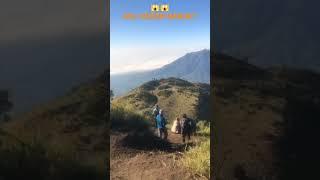 asli keren banget gunung merapi merbabu