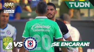 ¡Se CALIENTAN! Corona y Gigliotti se empujan | León 0-2 Cruz Azul | Campeón de campeones 2021 | TUDN