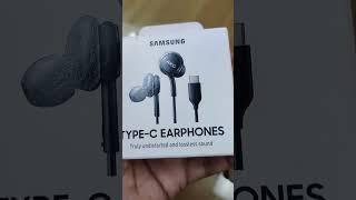 Samsung Type C earphones.