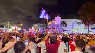 Los cubanos de Miami apoyan las protestas populares de Cuba