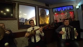 Еш Туйи Ялта Кафеда Умрбек Собиров хизматда...