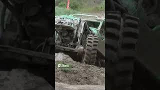 Green Willys can't be stopped! #4x4 #offroad #racing