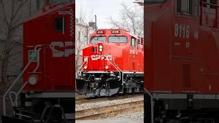 [CPKC paint!] Freshly repainted CP AC44CWM 8116 leads CPKC 113 northbound (1/5/2025) #train #cpkc