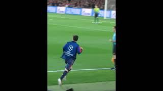 How Messi do warmup 