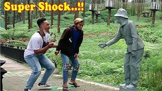 Kompilasi kagetnya para cowok || Human statue prank cowok kocak