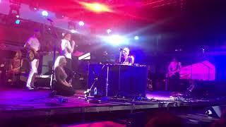 Belle & Sebastian: “Don’t Stop Me Now” (Queen cover), Boaty Weekender 8/10/2019