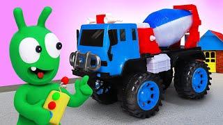 Pea Pea Drives Concrete Mixer Truck - Helper Cars for Kids - Pea Pea Funny Adventures